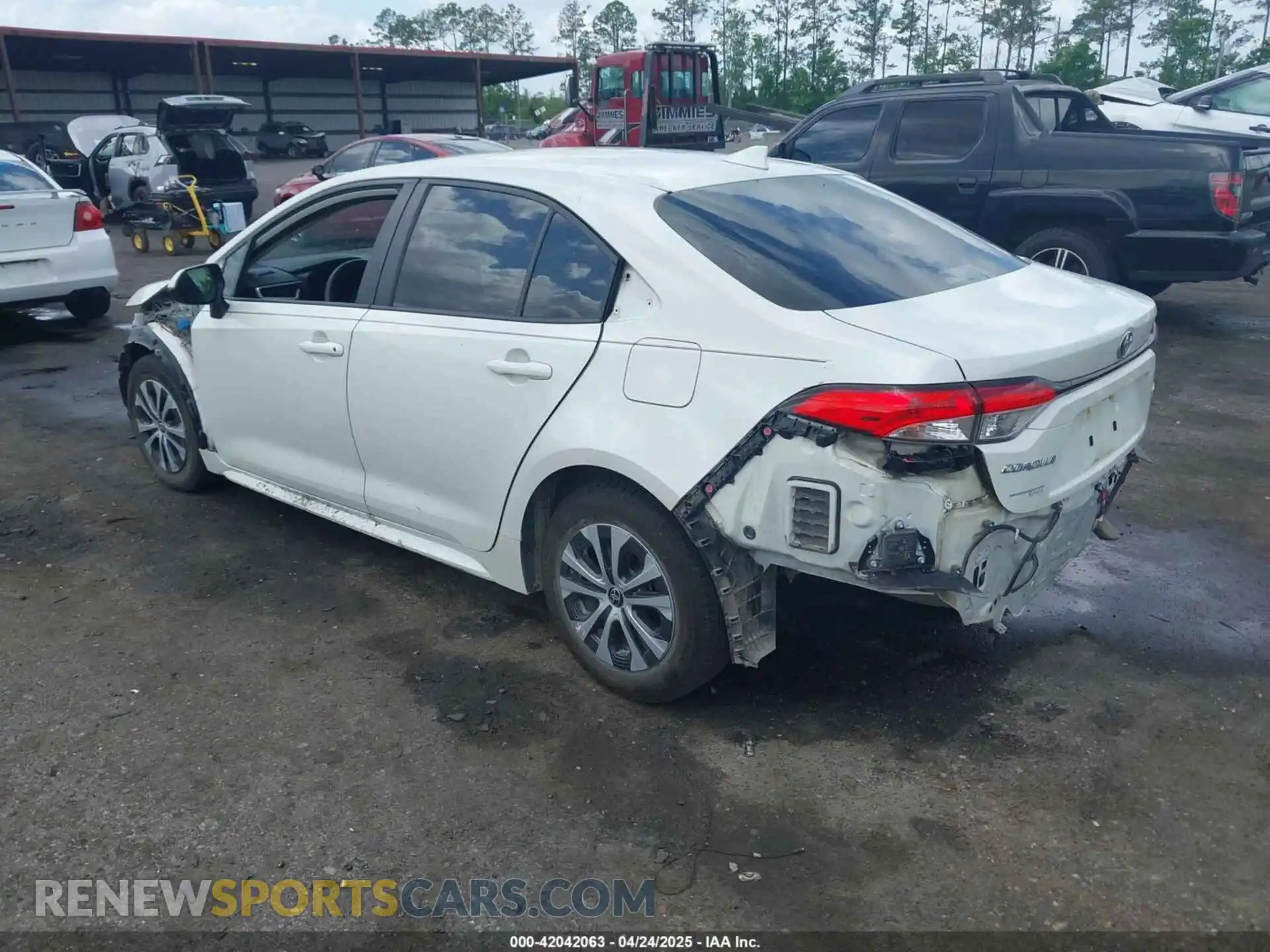 3 Photograph of a damaged car JTDEAMDEXMJ008929 TOYOTA COROLLA 2021