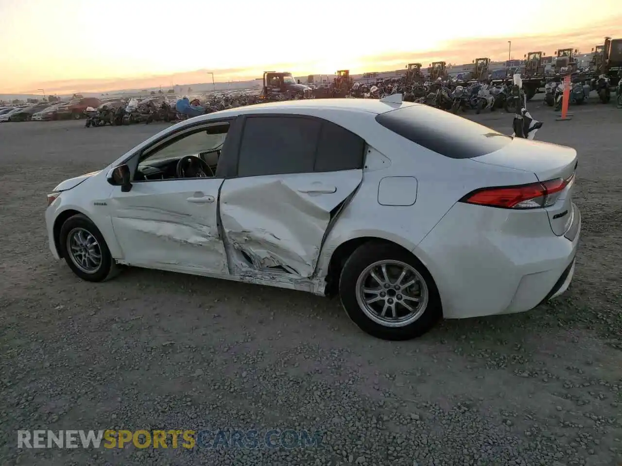 2 Photograph of a damaged car JTDEAMDEXMJ014097 TOYOTA COROLLA 2021
