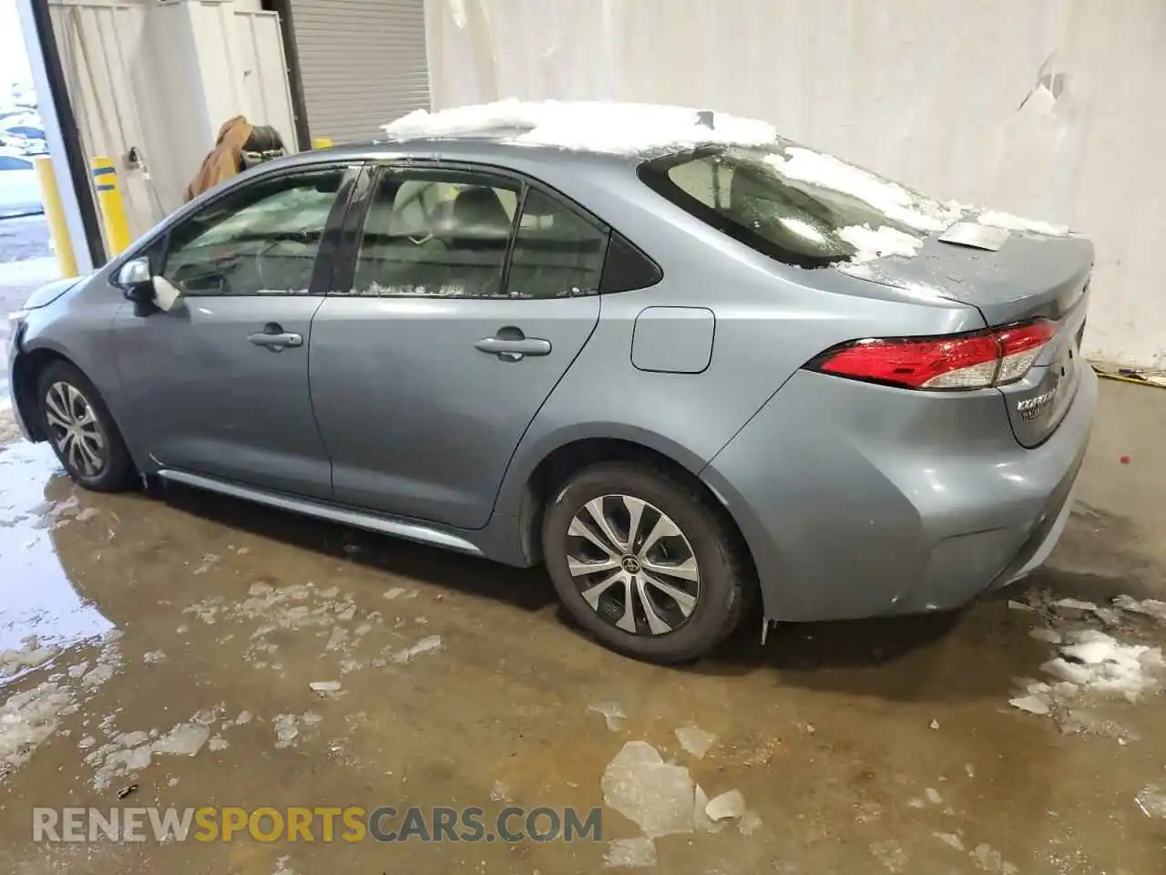 2 Photograph of a damaged car JTDEAMDEXMJ028209 TOYOTA COROLLA 2021