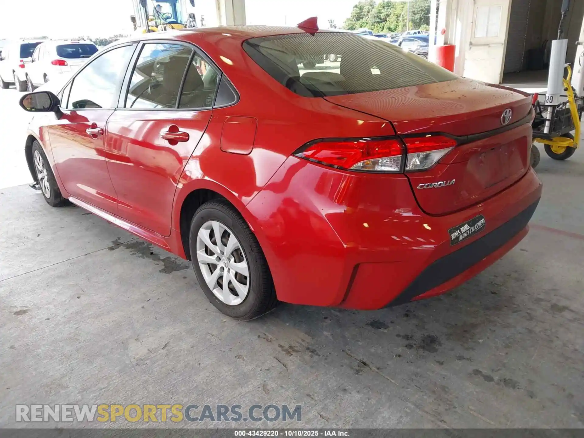3 Photograph of a damaged car JTDEPMAE0MJ126250 TOYOTA COROLLA 2021