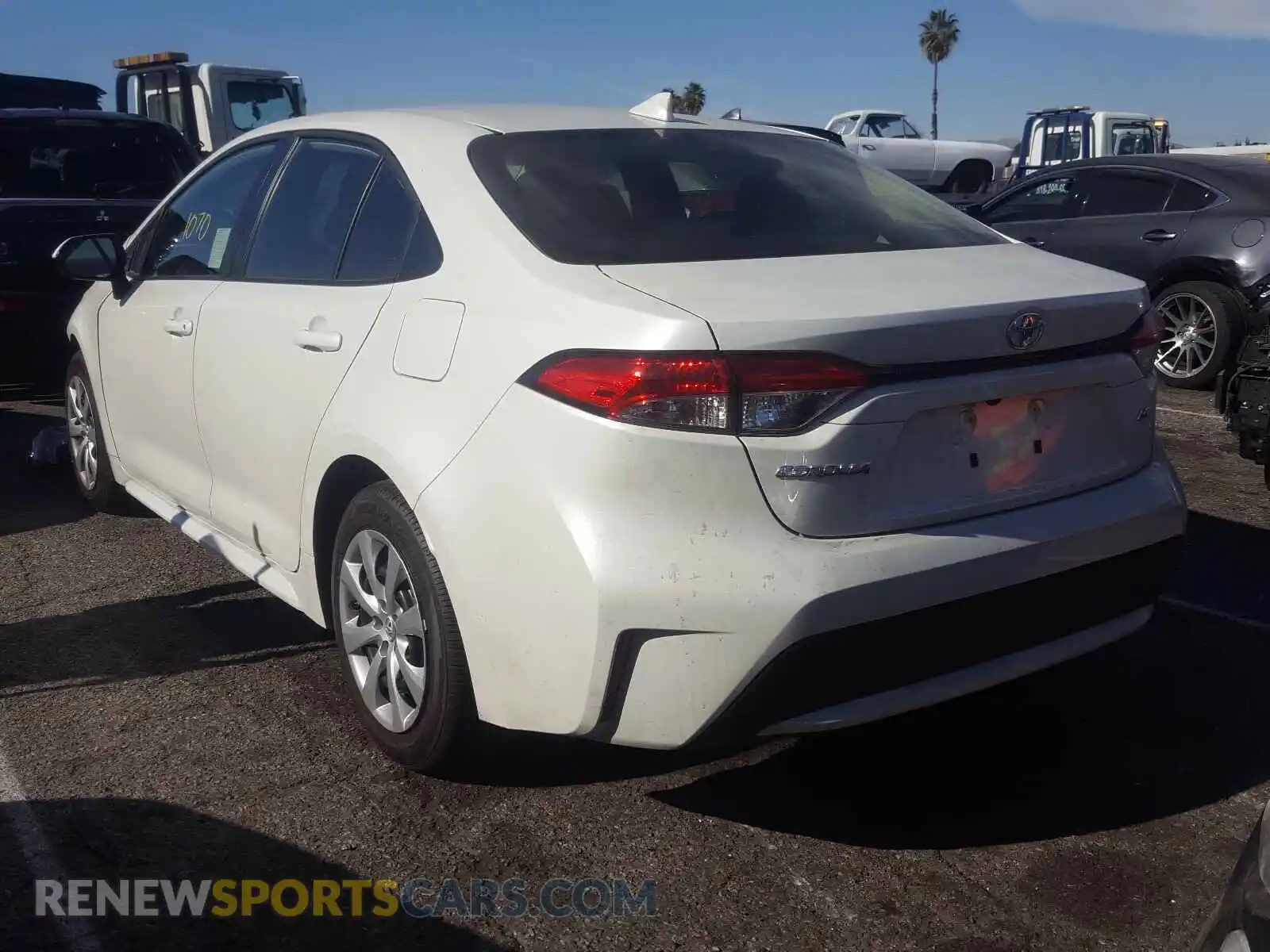 3 Фотография поврежденного автомобиля JTDEPMAE0MJ132372 TOYOTA COROLLA 2021