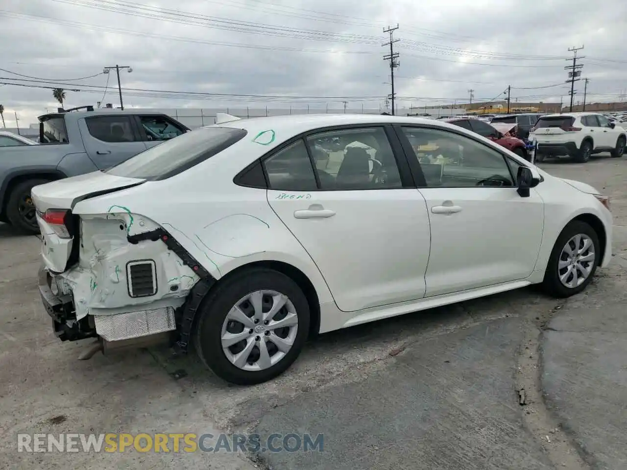 3 Фотография поврежденного автомобиля JTDEPMAE0MJ132615 TOYOTA COROLLA 2021