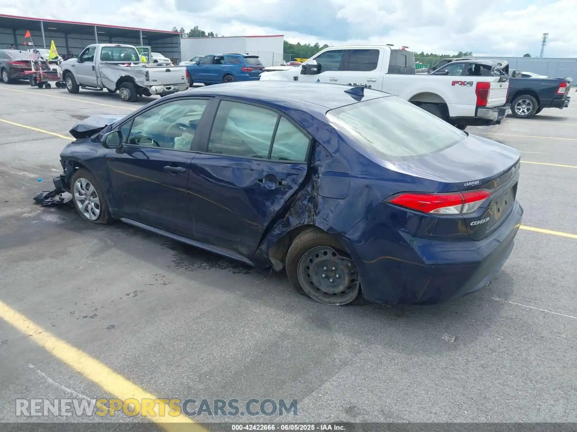 3 Фотография поврежденного автомобиля JTDEPMAE0MJ138804 TOYOTA COROLLA 2021