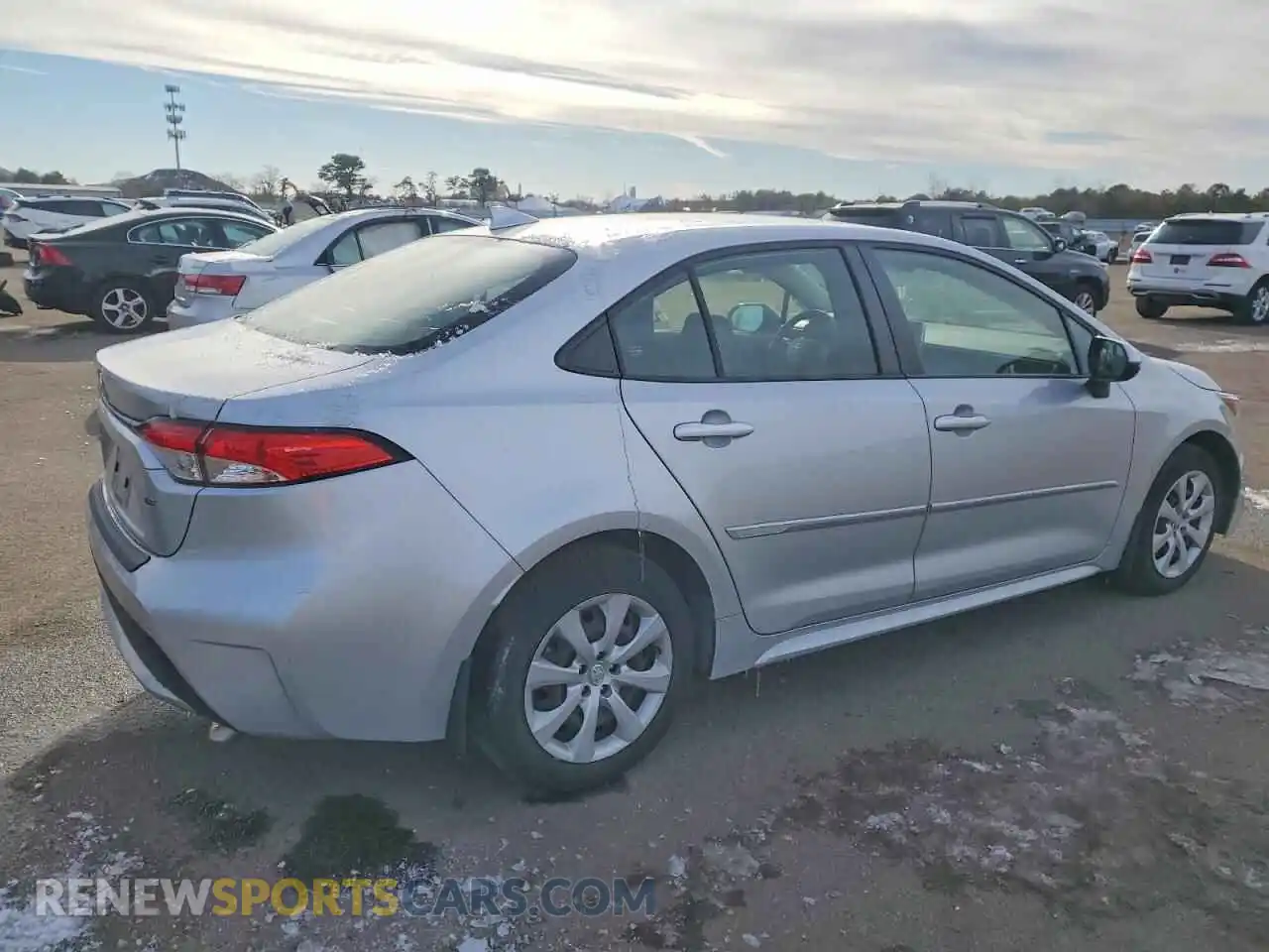 3 Photograph of a damaged car JTDEPMAE0MJ172550 TOYOTA COROLLA 2021