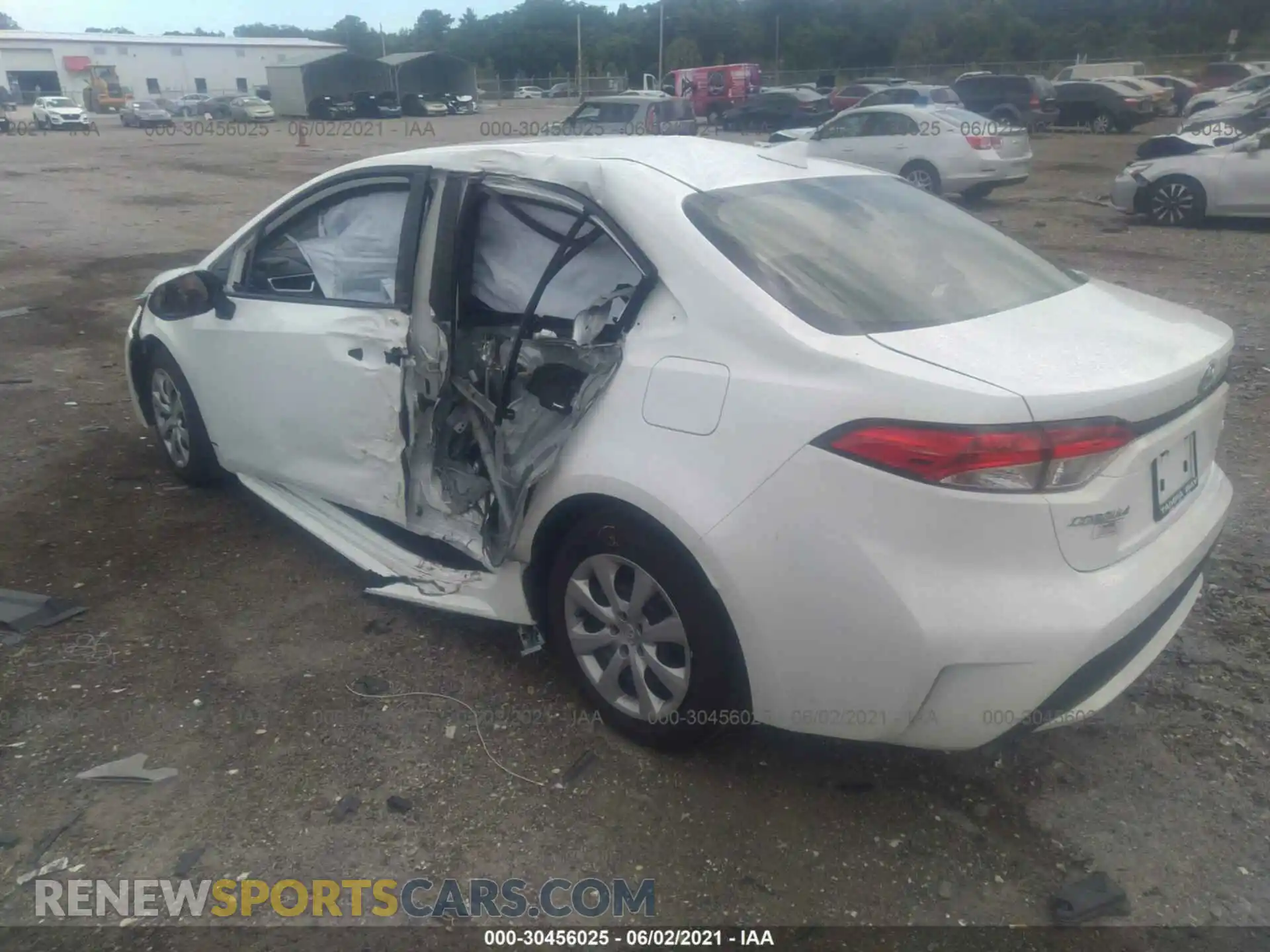 3 fotografías del automóvil dañado JTDEPMAE0MJ176596 TOYOTA COROLLA 2021