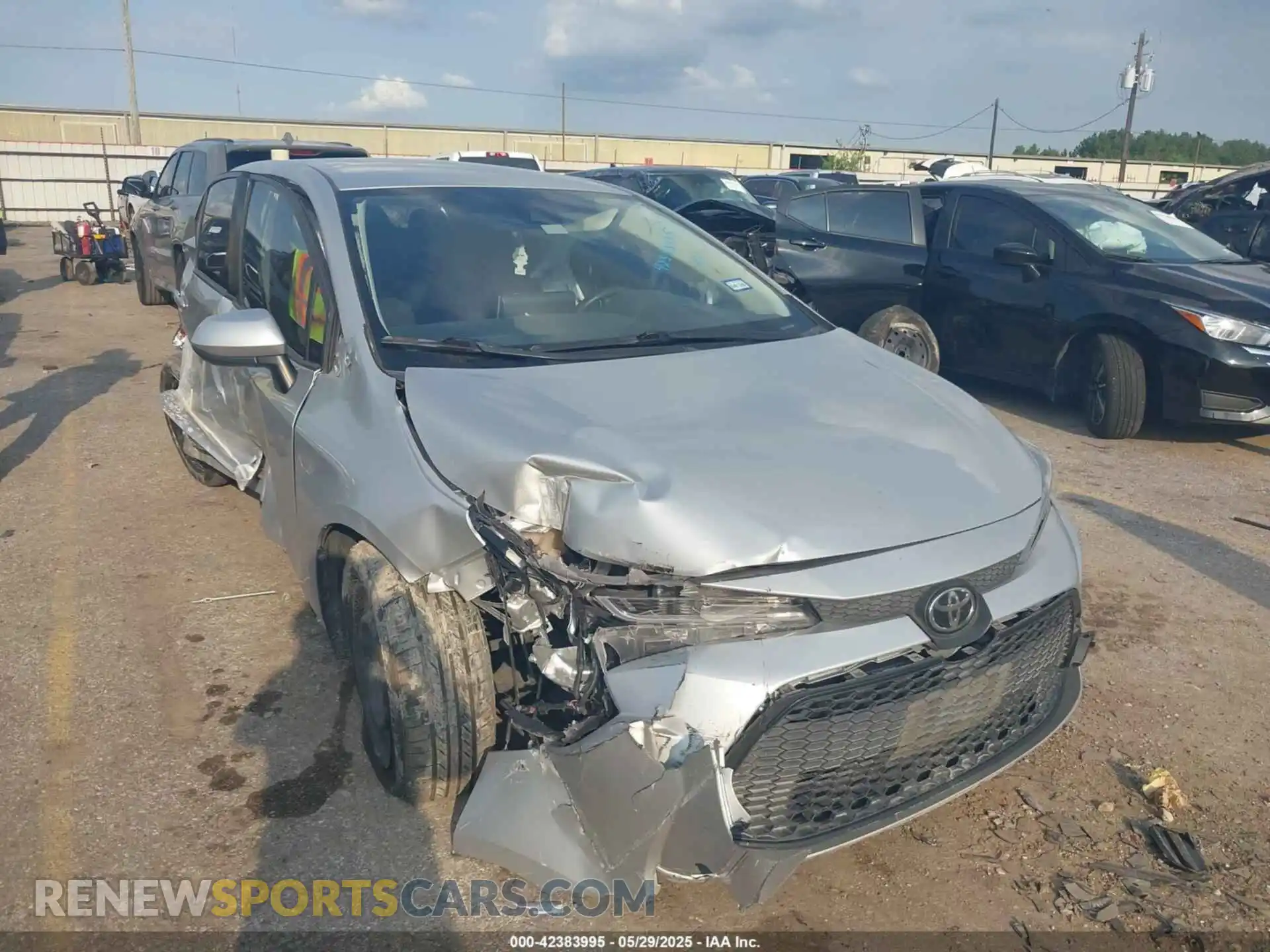 1 Photograph of a damaged car JTDEPMAE1MJ160293 TOYOTA COROLLA 2021