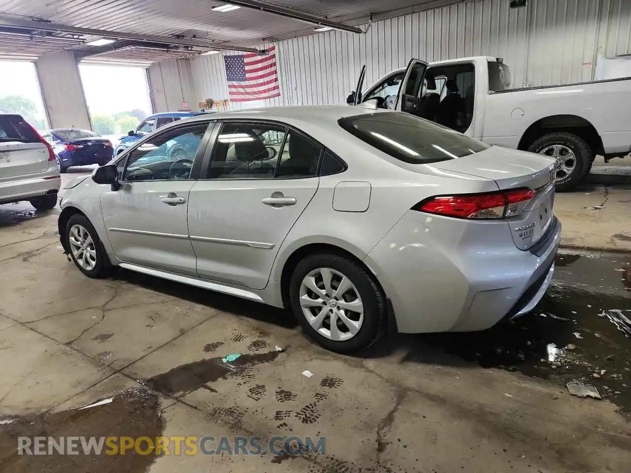 2 Photograph of a damaged car JTDEPMAE1MJ176199 TOYOTA COROLLA 2021