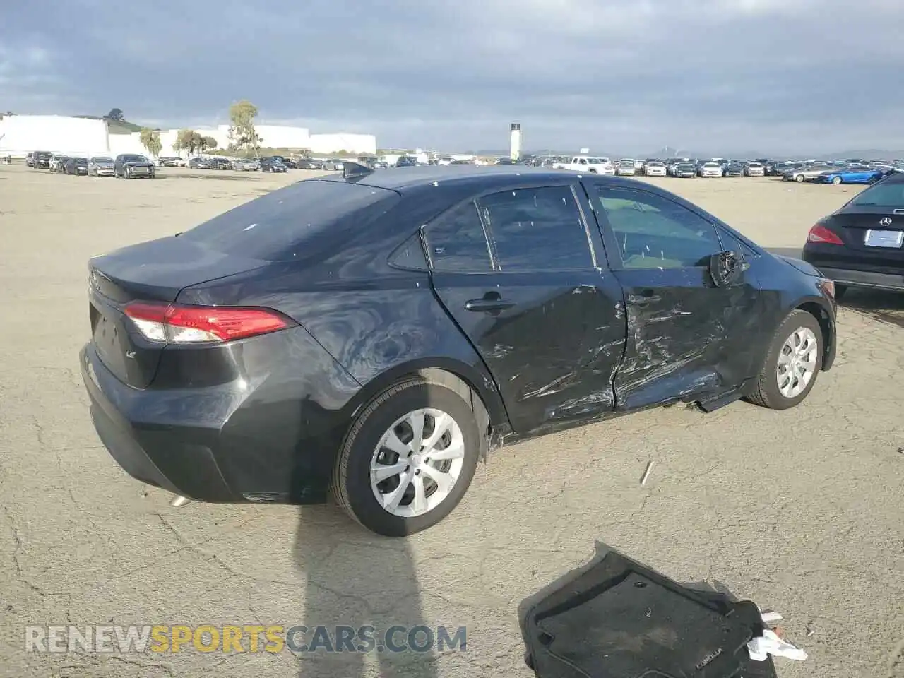3 fotografías del automóvil dañado JTDEPMAE2MJ141882 TOYOTA COROLLA 2021