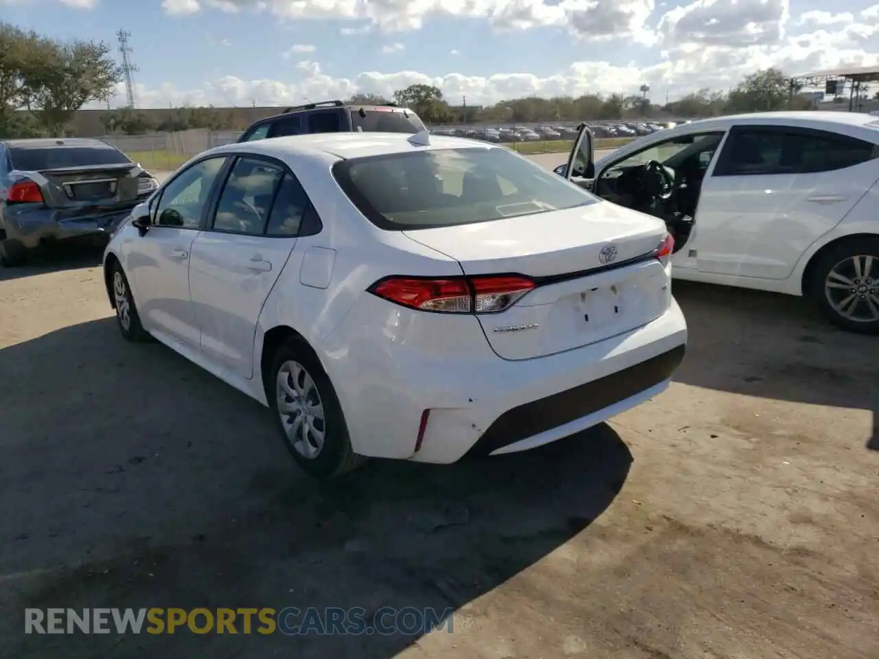 3 fotografías del automóvil dañado JTDEPMAE2MJ166023 TOYOTA COROLLA 2021