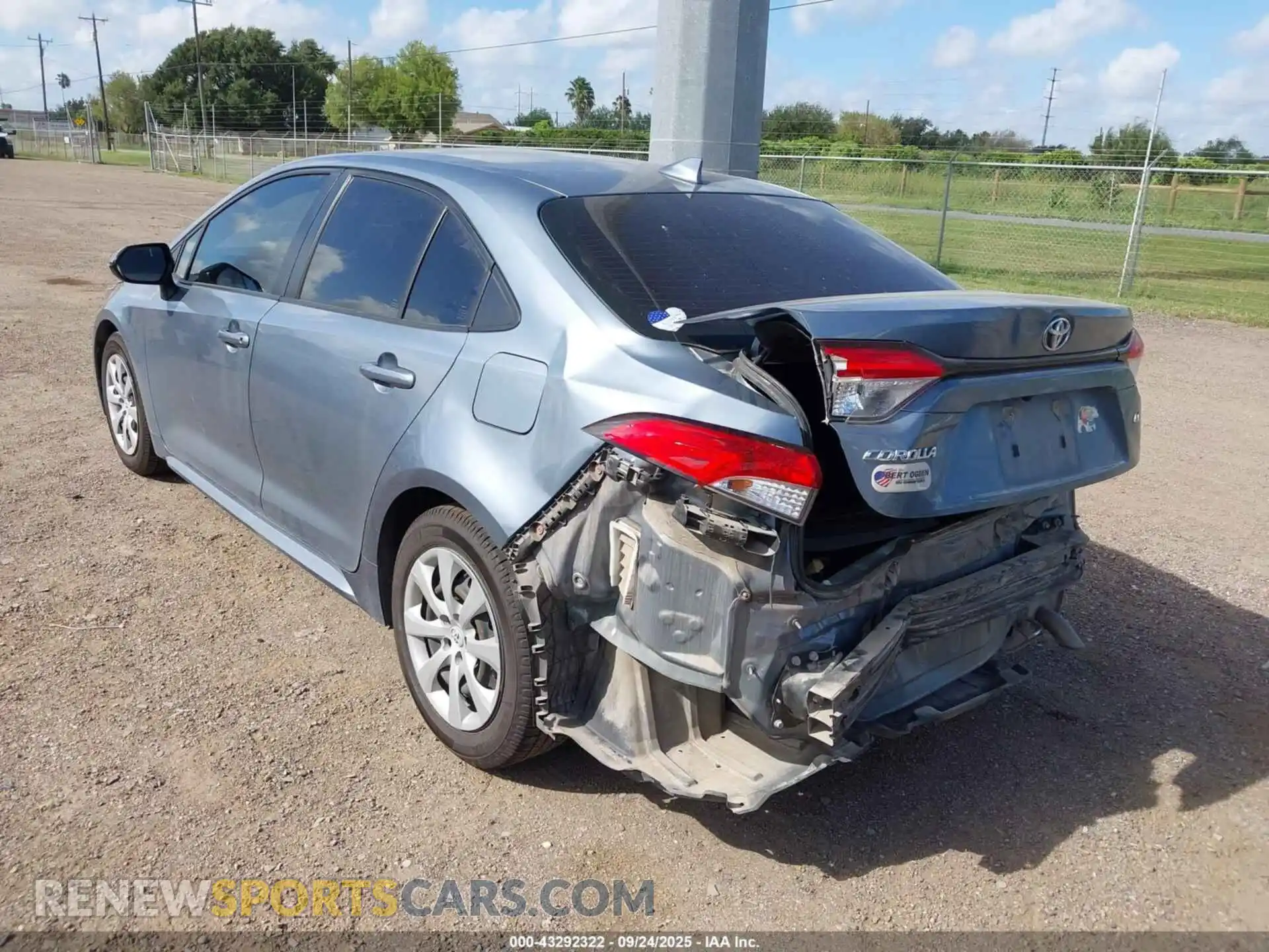 3 Photograph of a damaged car JTDEPMAE2MJ178561 TOYOTA COROLLA 2021