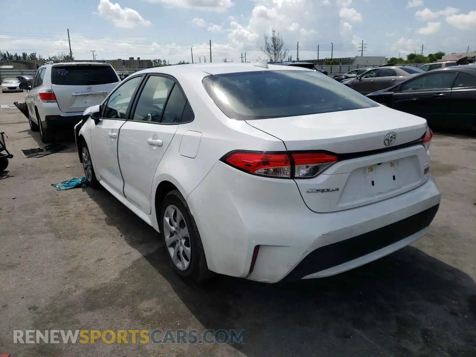 3 fotografías del automóvil dañado JTDEPMAE2MJ180732 TOYOTA COROLLA 2021