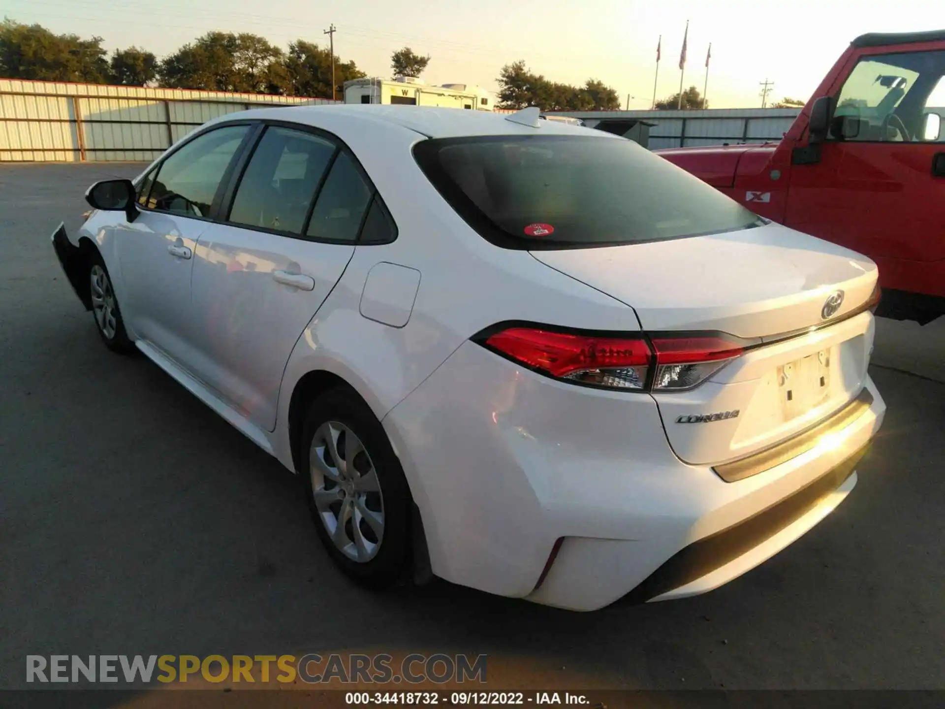 3 Photograph of a damaged car JTDEPMAE2MJ187406 TOYOTA COROLLA 2021