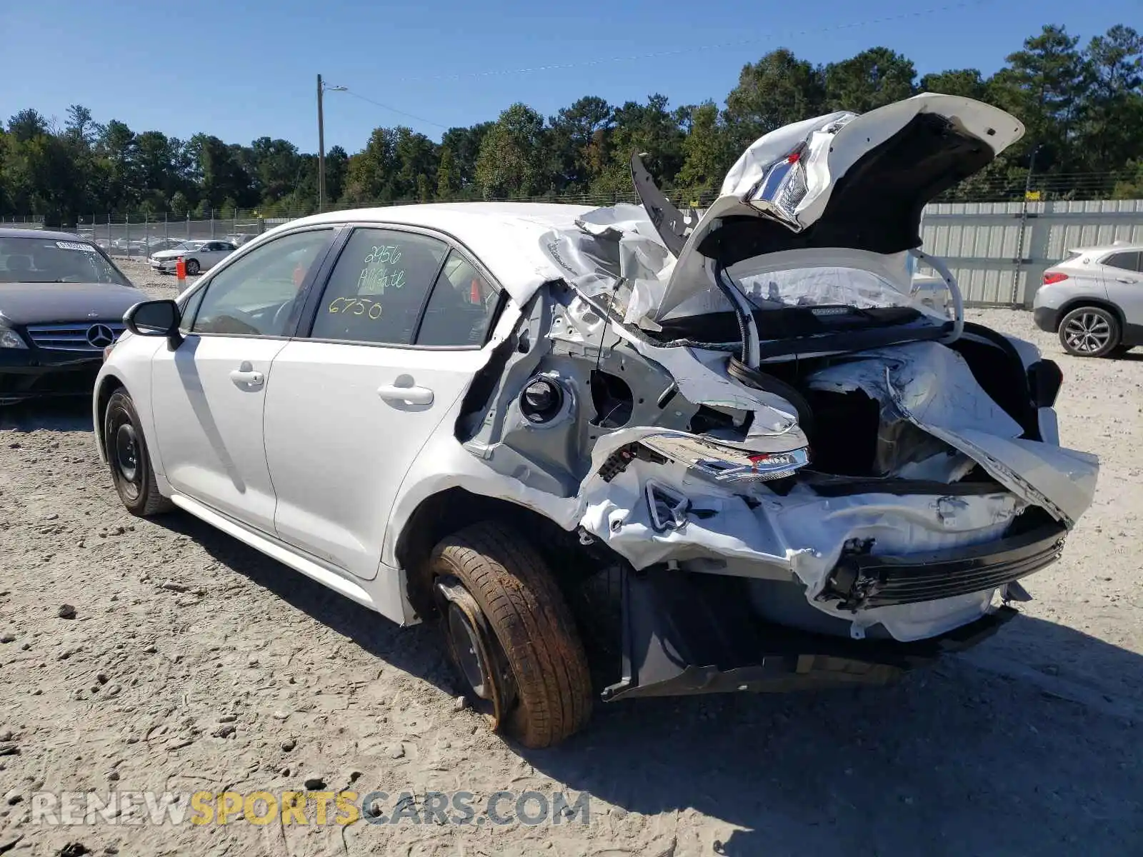 3 Photograph of a damaged car JTDEPMAE2MJ189835 TOYOTA COROLLA 2021