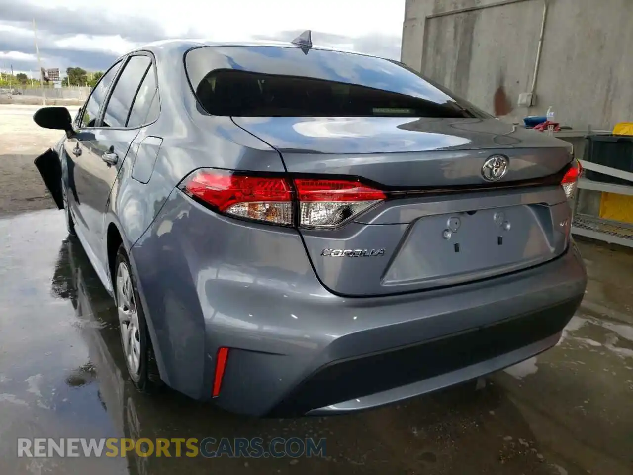 3 Photograph of a damaged car JTDEPMAE3MJ147609 TOYOTA COROLLA 2021