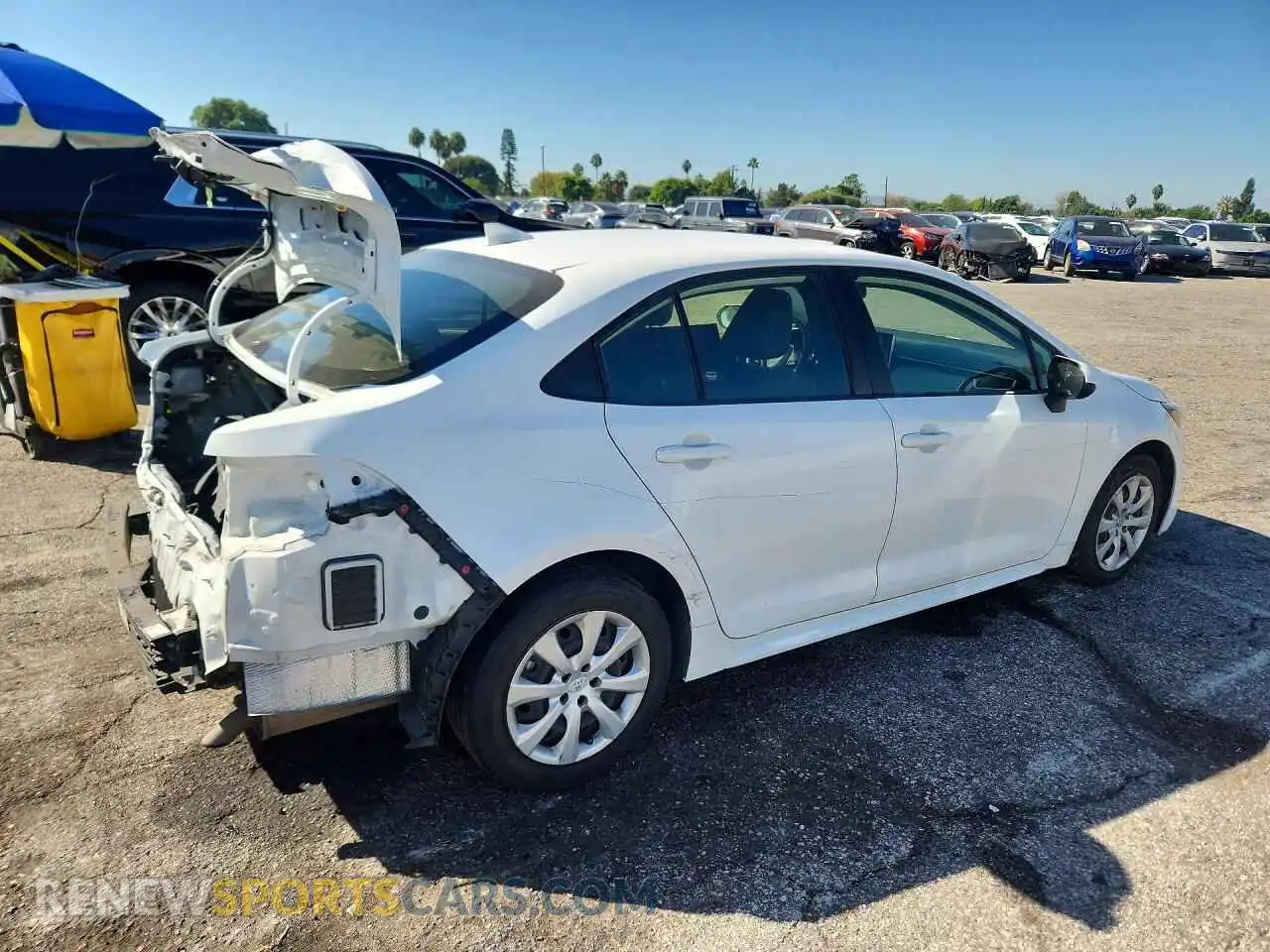 3 Фотография поврежденного автомобиля JTDEPMAE3MJ161252 TOYOTA COROLLA 2021