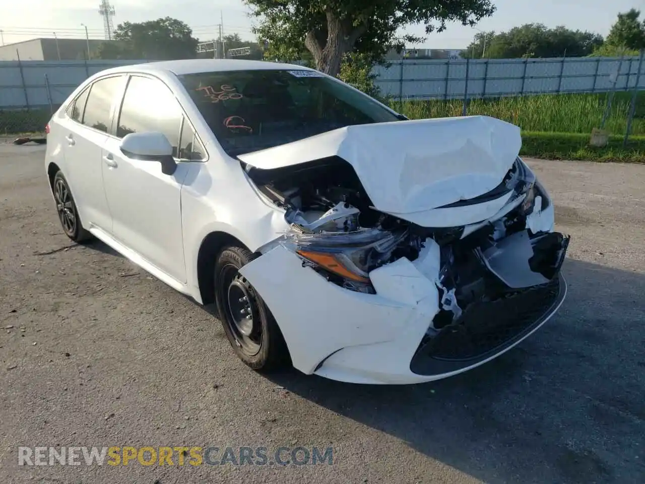 1 Photograph of a damaged car JTDEPMAE3MJ166631 TOYOTA COROLLA 2021
