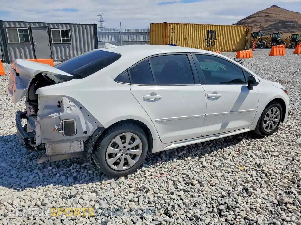3 Photograph of a damaged car JTDEPMAE3MJ167682 TOYOTA COROLLA 2021
