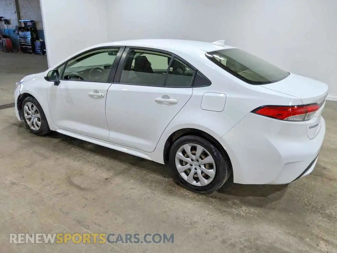 2 Photograph of a damaged car JTDEPMAE3MJ176723 TOYOTA COROLLA 2021