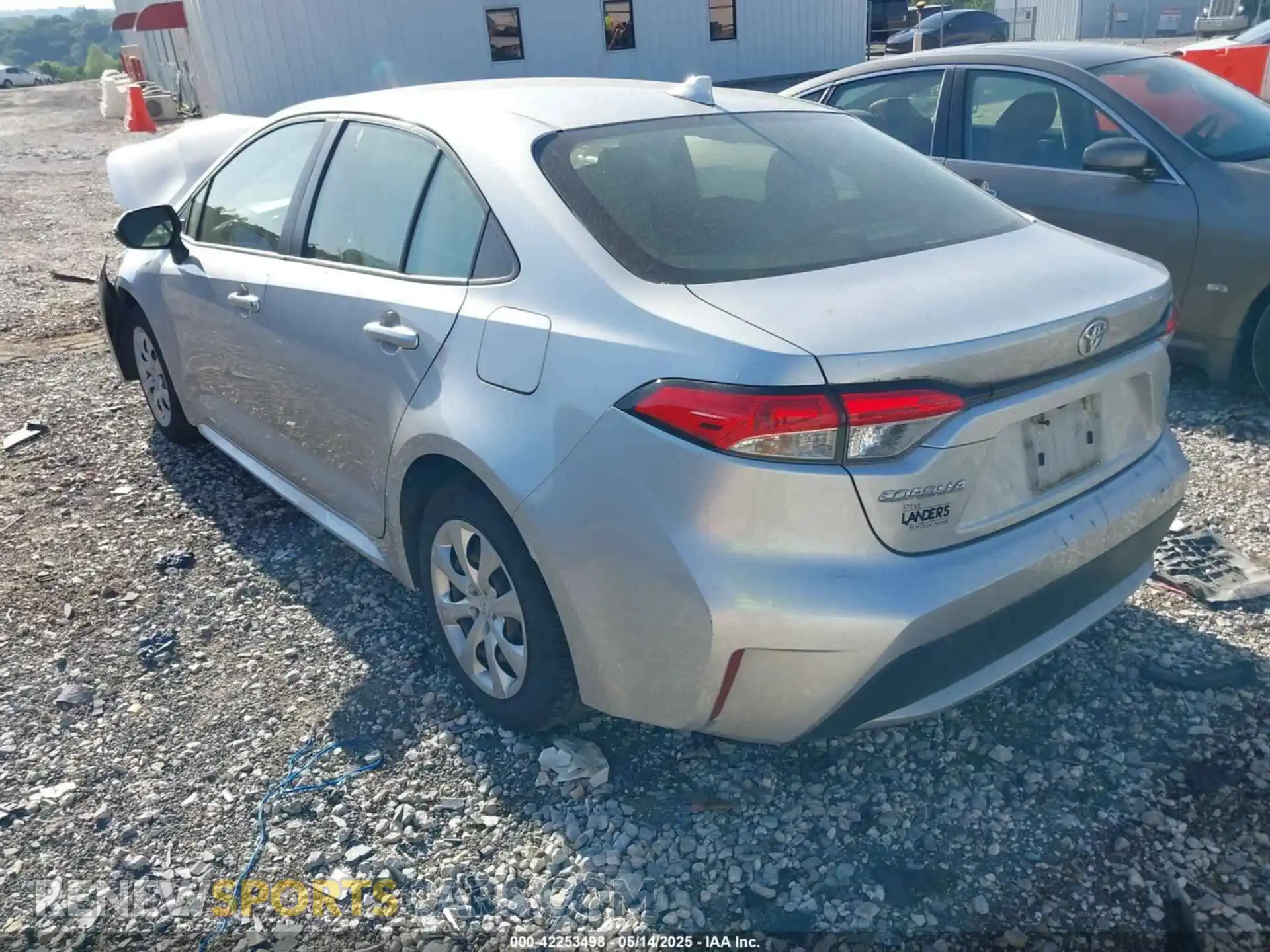 3 Photograph of a damaged car JTDEPMAE4MJ142001 TOYOTA COROLLA 2021