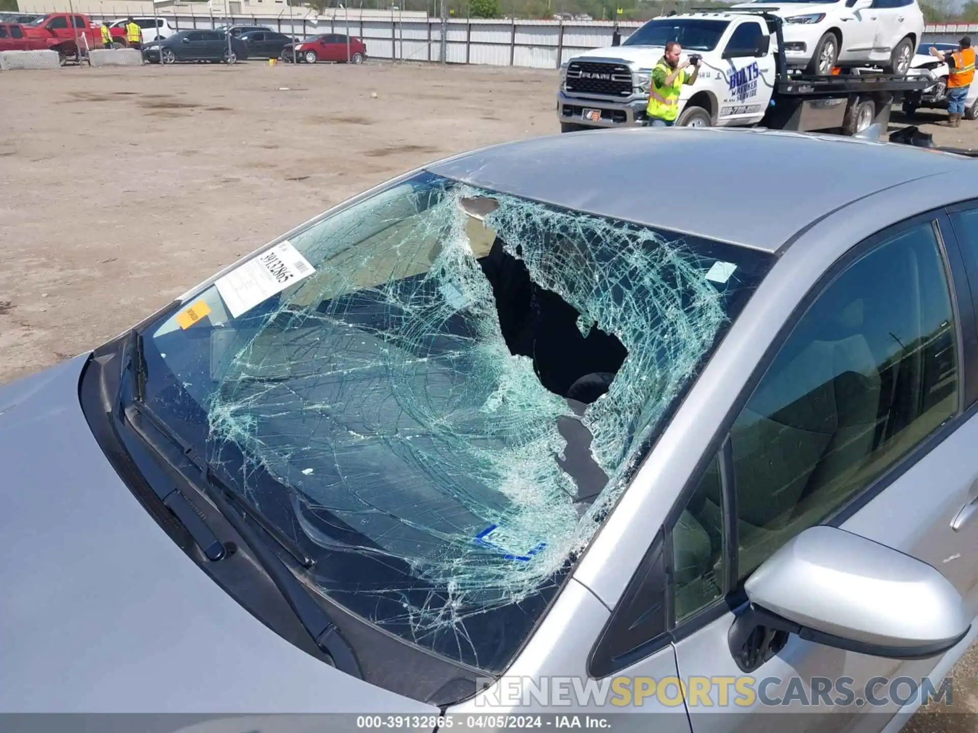 18 Photograph of a damaged car JTDEPMAE4MJ153984 TOYOTA COROLLA 2021