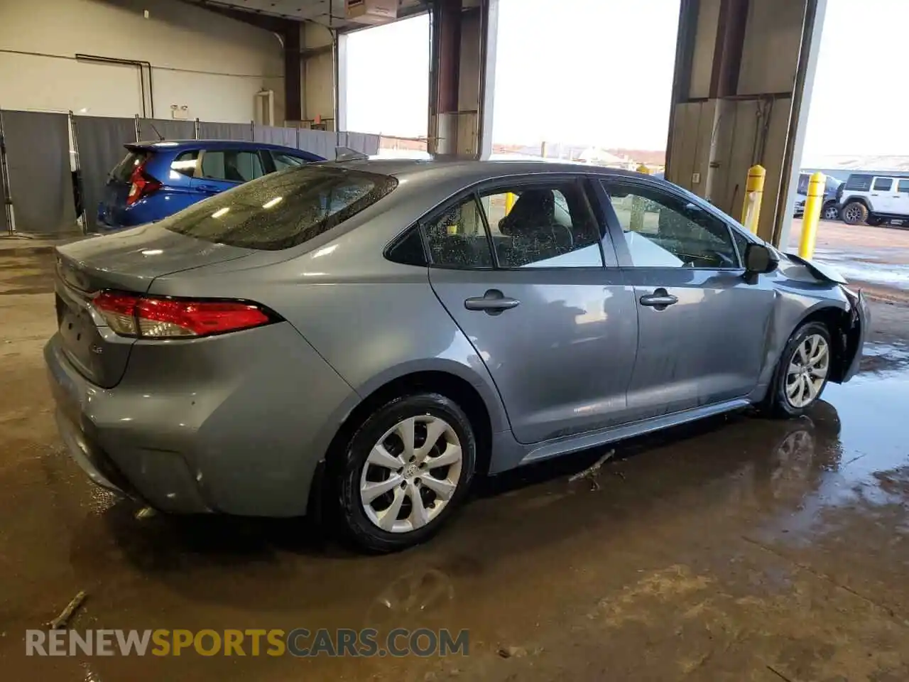 3 Photograph of a damaged car JTDEPMAE4MJ179579 TOYOTA COROLLA 2021
