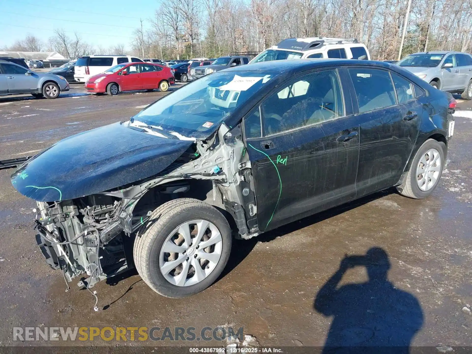 2 Photograph of a damaged car JTDEPMAE4MJ184328 TOYOTA COROLLA 2021
