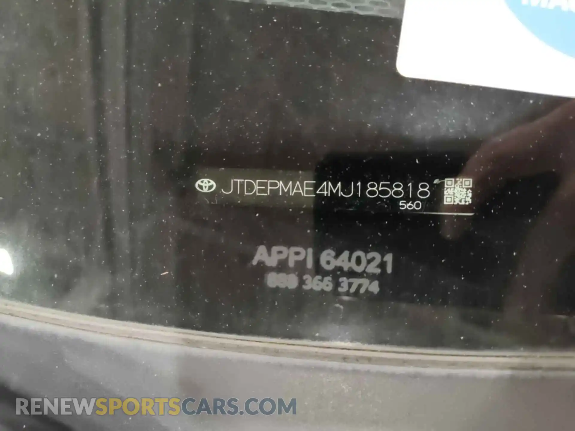 2 fotografías del automóvil dañado JTDEPMAE4MJ185818 TOYOTA COROLLA 2021