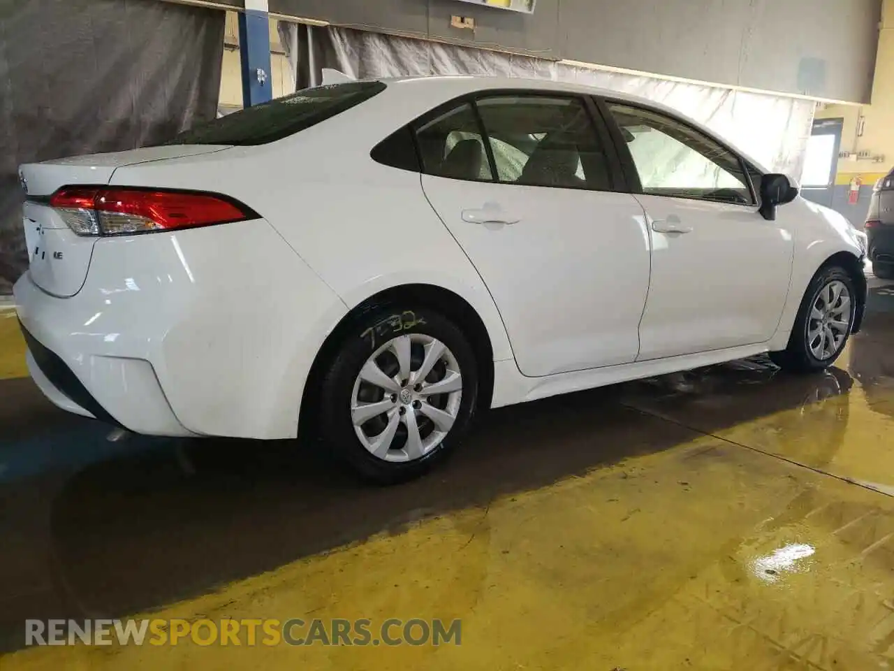 3 Photograph of a damaged car JTDEPMAE5MJ188243 TOYOTA COROLLA 2021
