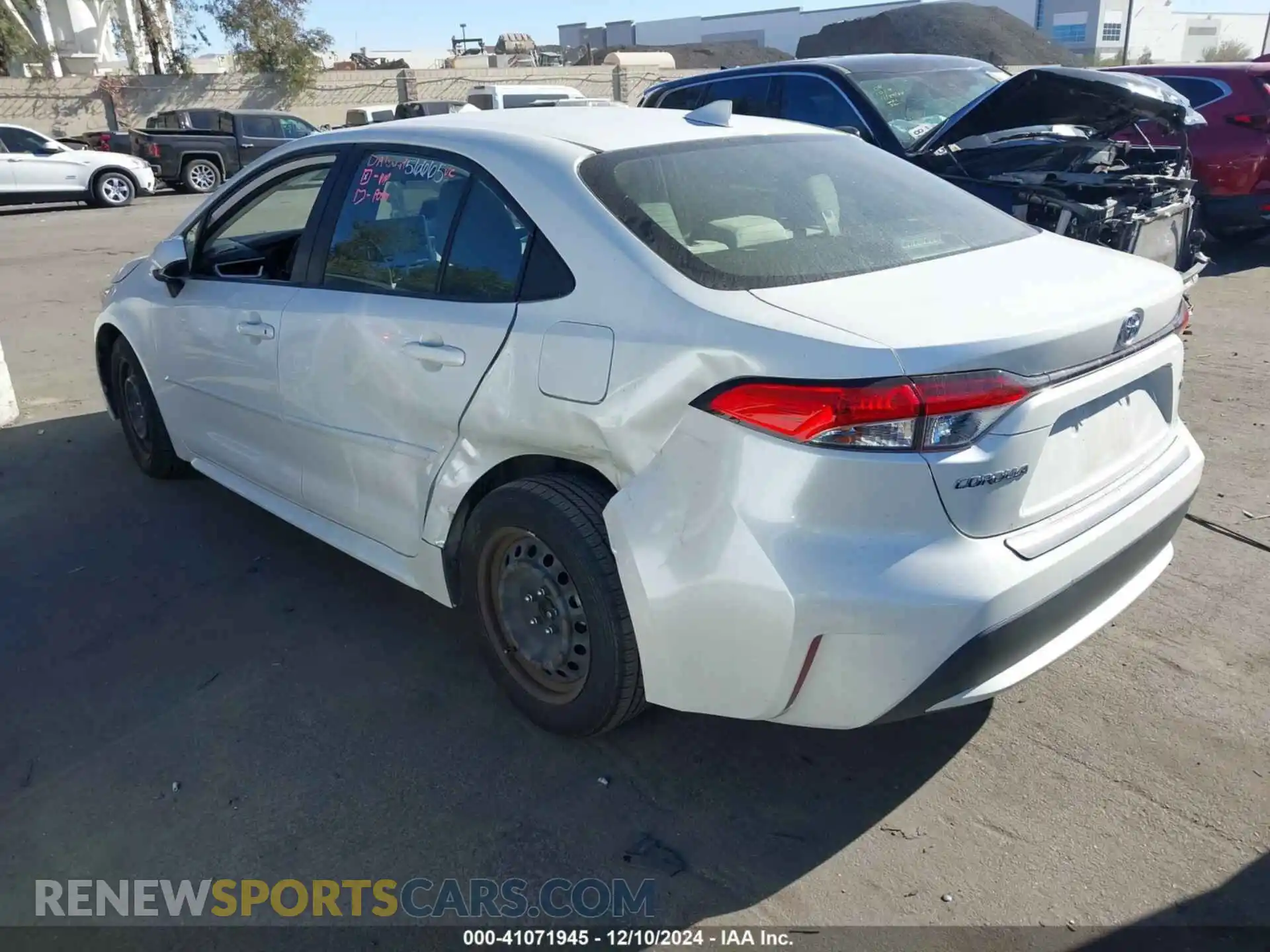 3 Photograph of a damaged car JTDEPMAE6MJ135180 TOYOTA COROLLA 2021