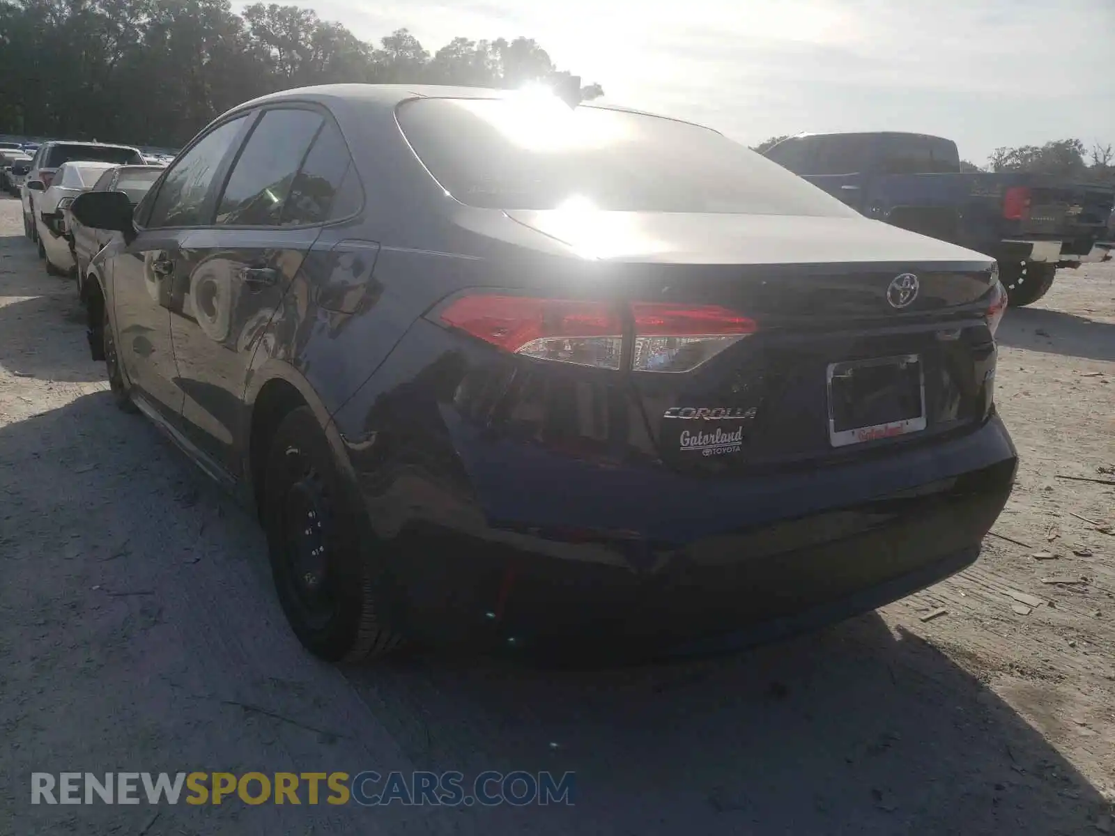 3 Photograph of a damaged car JTDEPMAE6MJ136815 TOYOTA COROLLA 2021