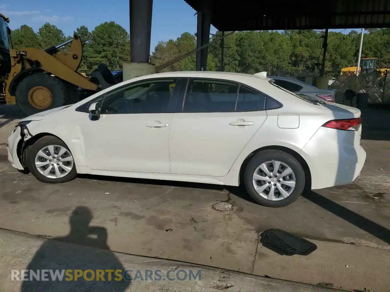2 Photograph of a damaged car JTDEPMAE7MJ172013 TOYOTA COROLLA 2021