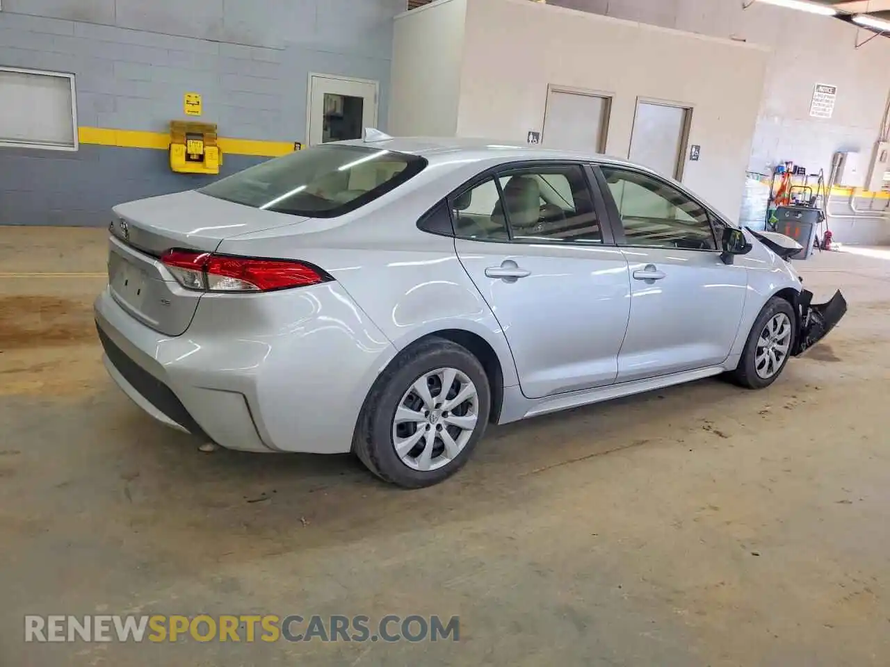 3 Photograph of a damaged car JTDEPMAE8MJ129266 TOYOTA COROLLA 2021