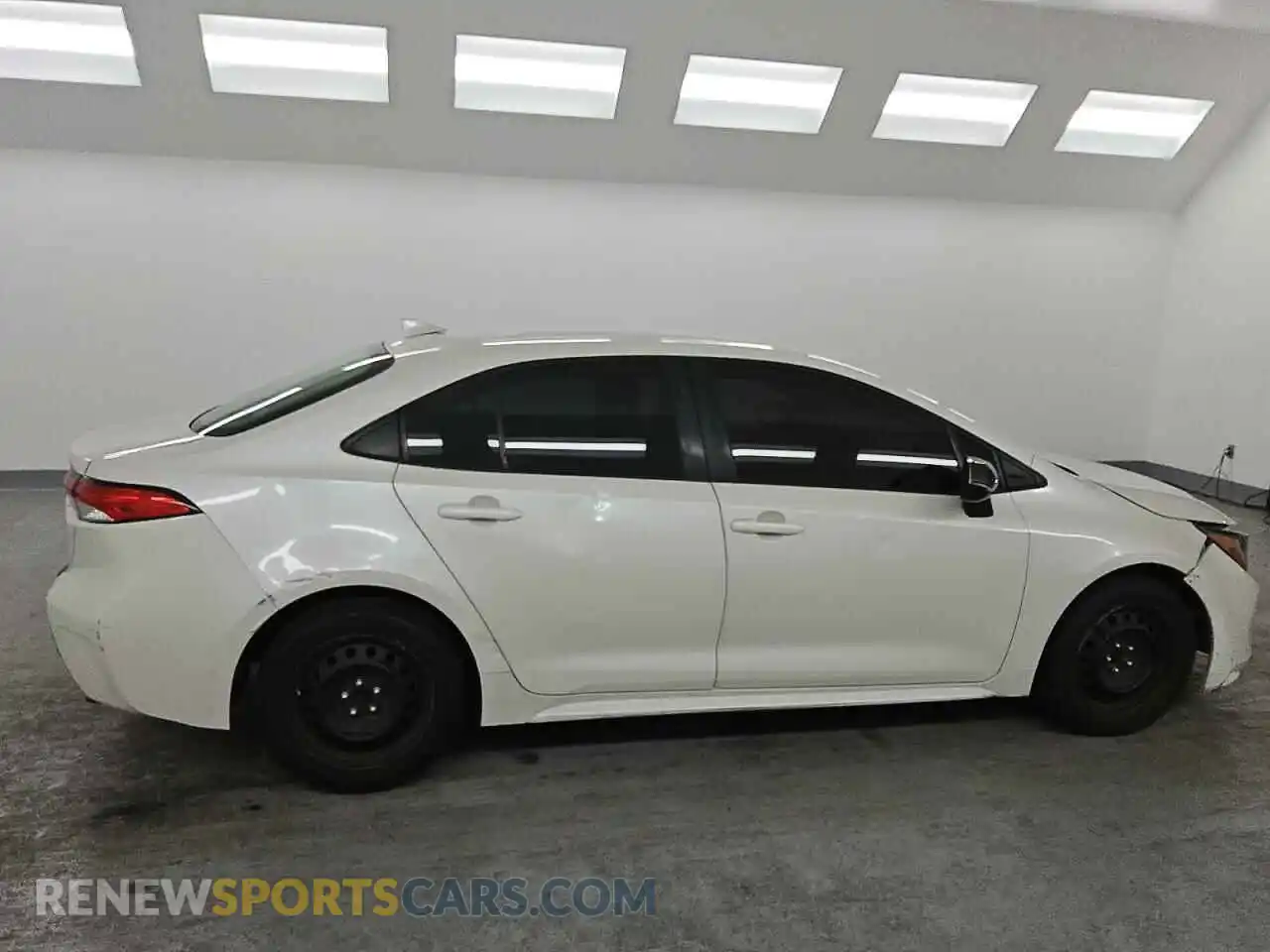 3 Photograph of a damaged car JTDEPMAE8MJ129803 TOYOTA COROLLA 2021