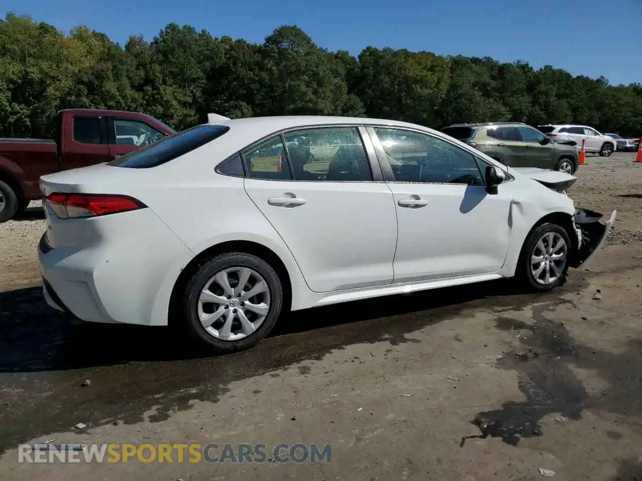 3 Photograph of a damaged car JTDEPMAE8MJ136587 TOYOTA COROLLA 2021