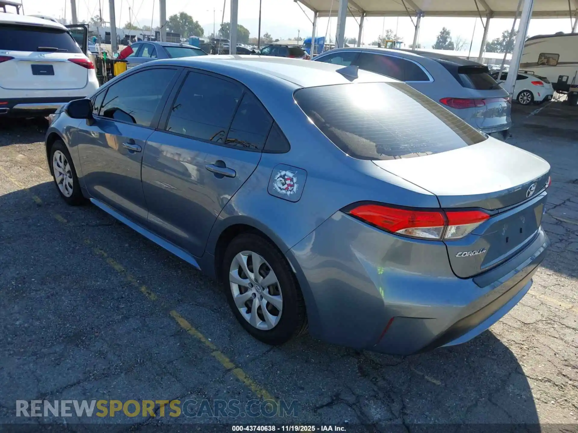 3 Photograph of a damaged car JTDEPMAE8MJ138906 TOYOTA COROLLA 2021