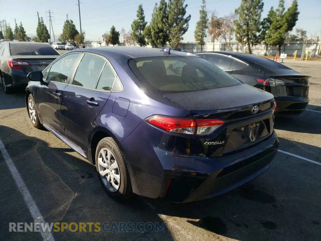 3 Photograph of a damaged car JTDEPMAE8MJ146861 TOYOTA COROLLA 2021