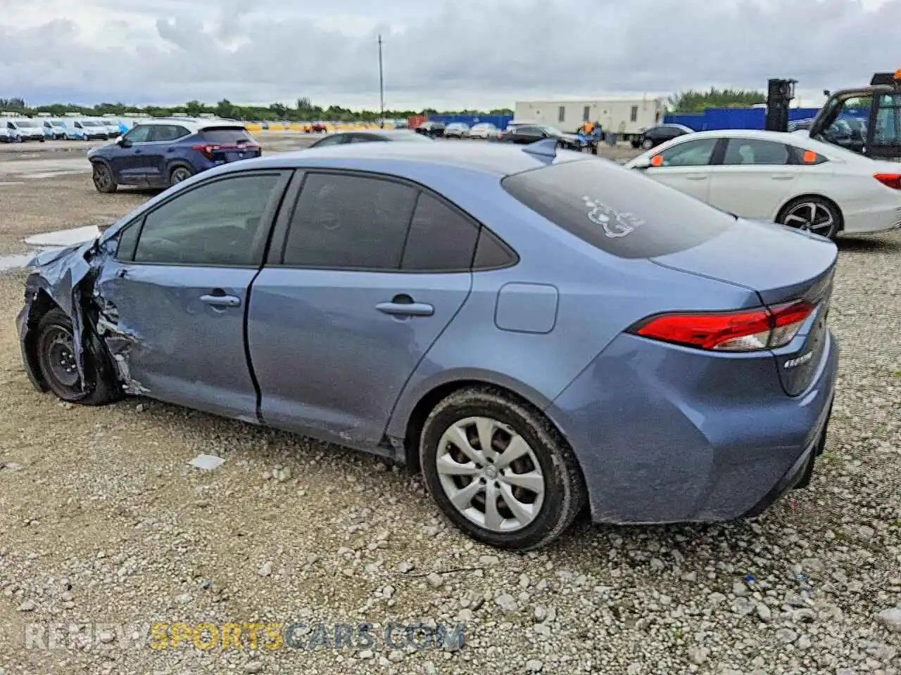 2 fotografías del automóvil dañado JTDEPMAE8MJ156760 TOYOTA COROLLA 2021