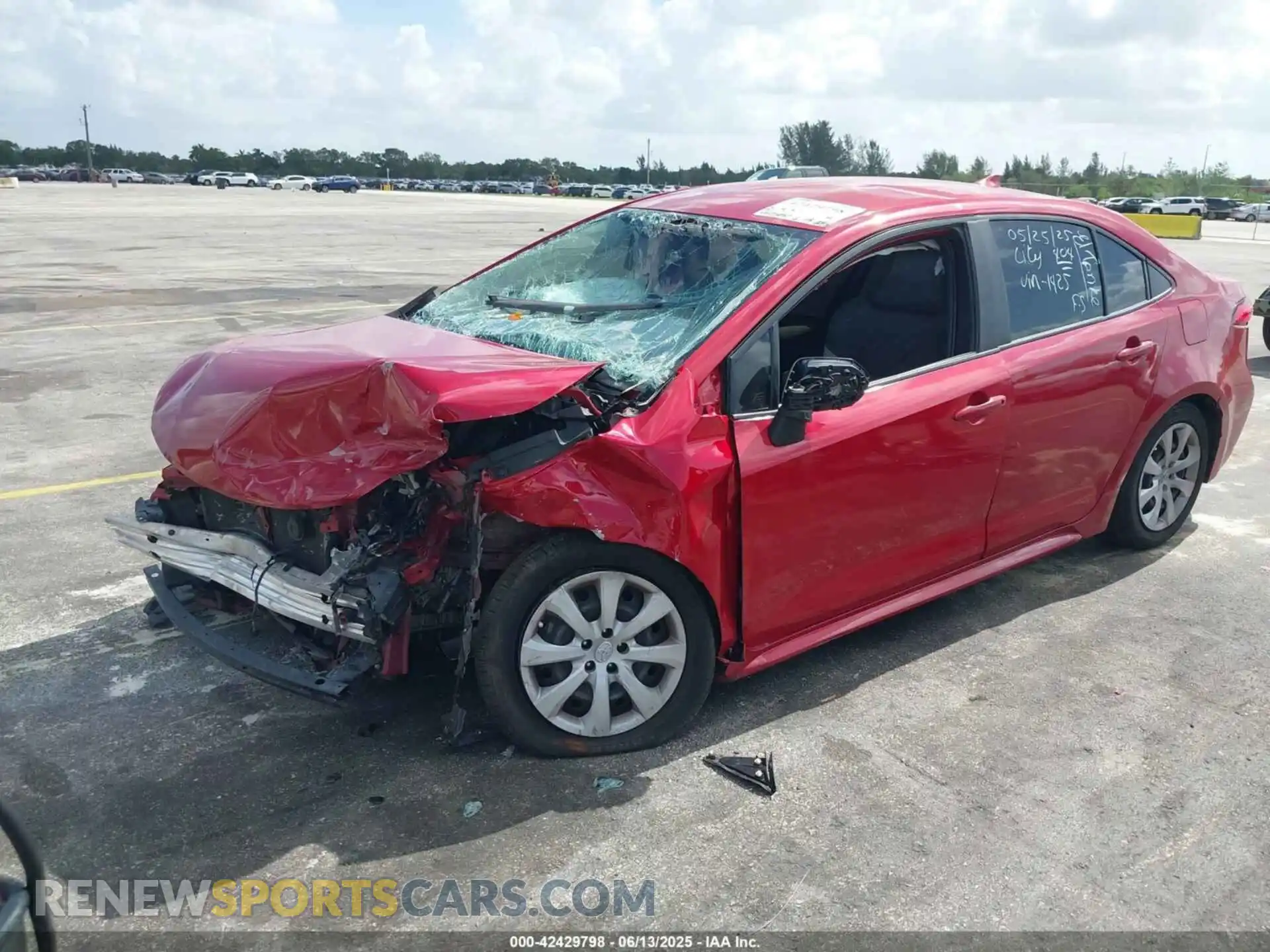 2 Photograph of a damaged car JTDEPMAE8MJ161425 TOYOTA COROLLA 2021