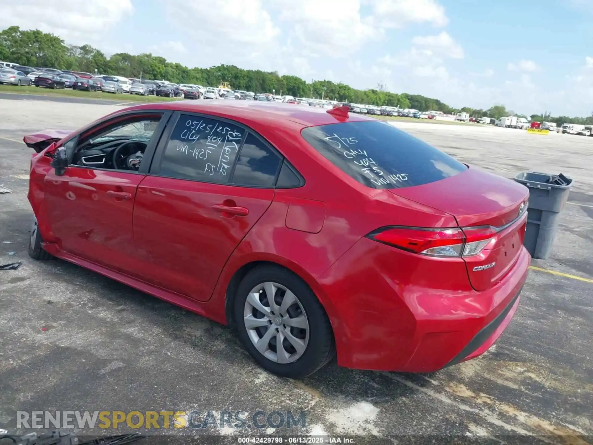 3 Photograph of a damaged car JTDEPMAE8MJ161425 TOYOTA COROLLA 2021