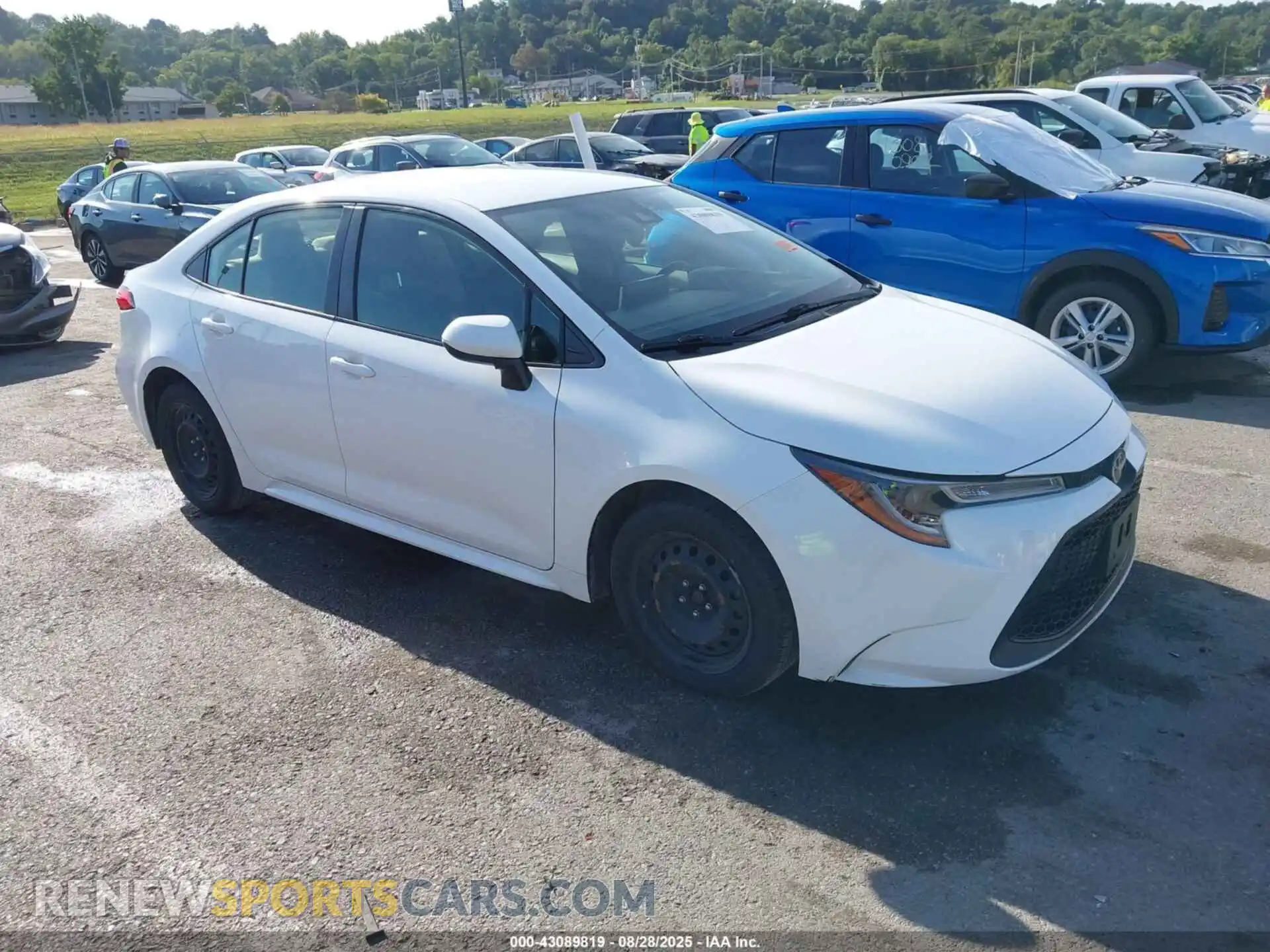 1 Photograph of a damaged car JTDEPMAE8MJ161957 TOYOTA COROLLA 2021
