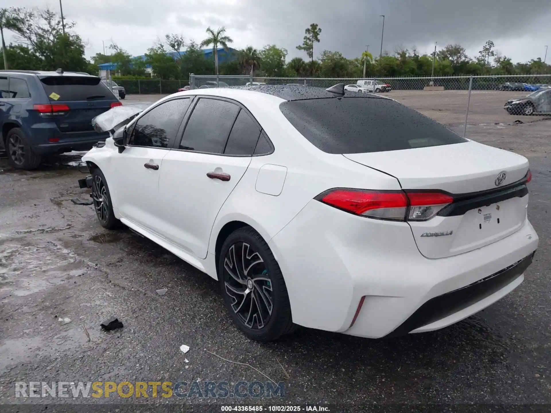 3 Photograph of a damaged car JTDEPMAE8MJ180668 TOYOTA COROLLA 2021