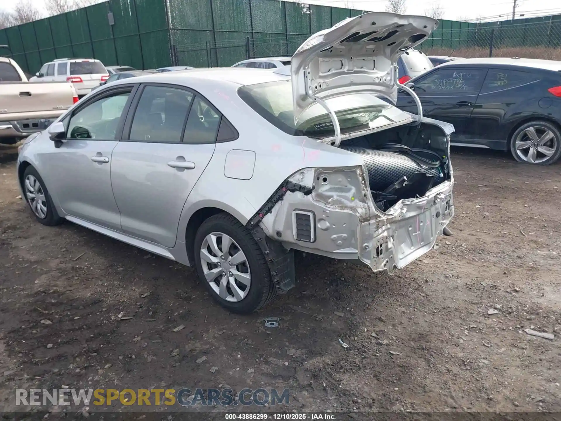 3 Photograph of a damaged car JTDEPMAE8MJ188852 TOYOTA COROLLA 2021