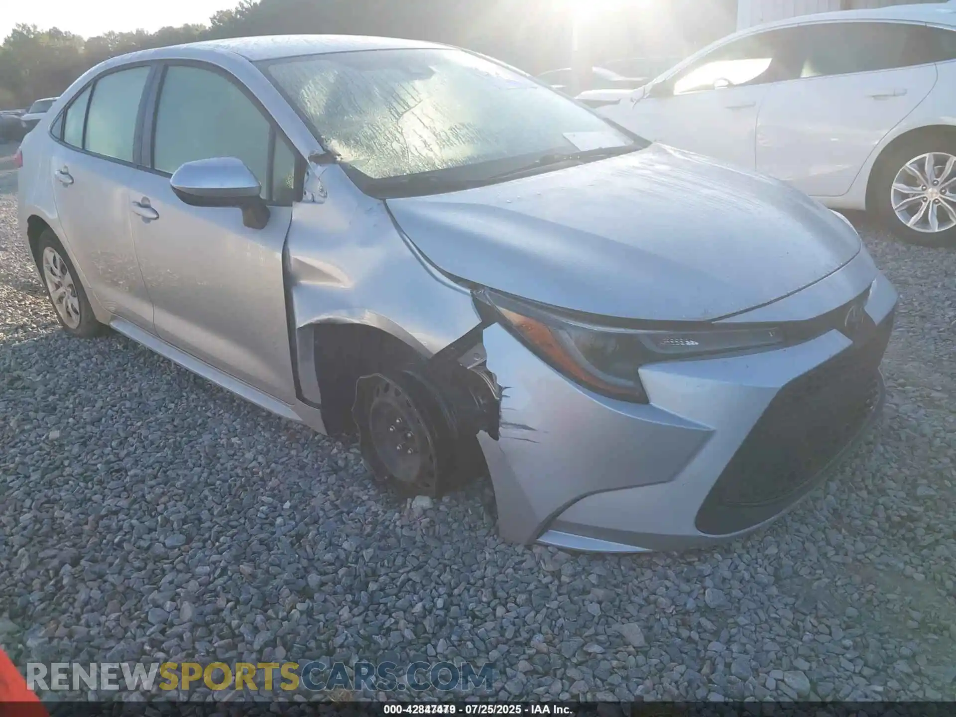 1 Фотография поврежденного автомобиля JTDEPMAE9MJ137943 TOYOTA COROLLA 2021