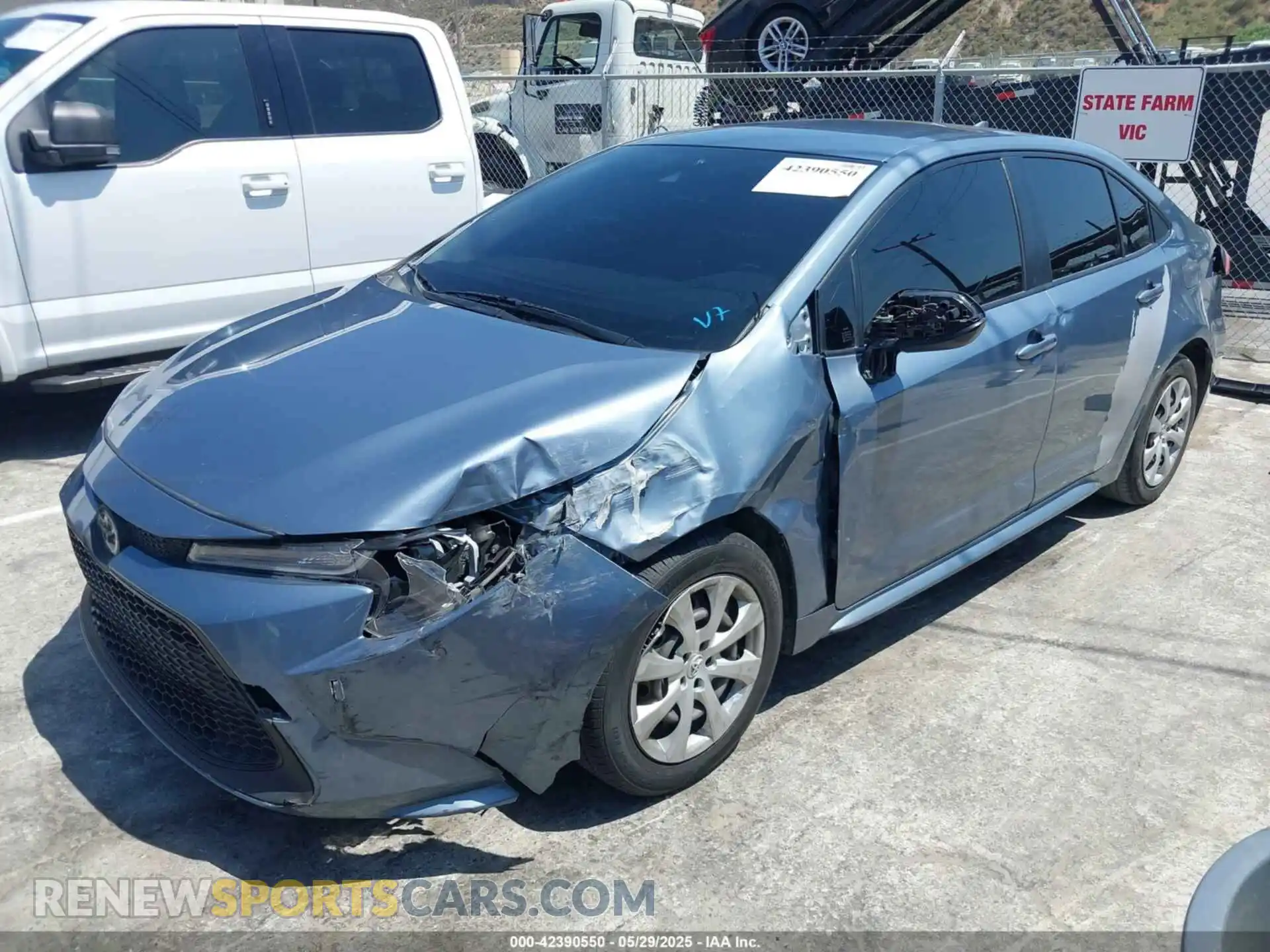 2 fotografías del automóvil dañado JTDEPMAE9MJ141815 TOYOTA COROLLA 2021