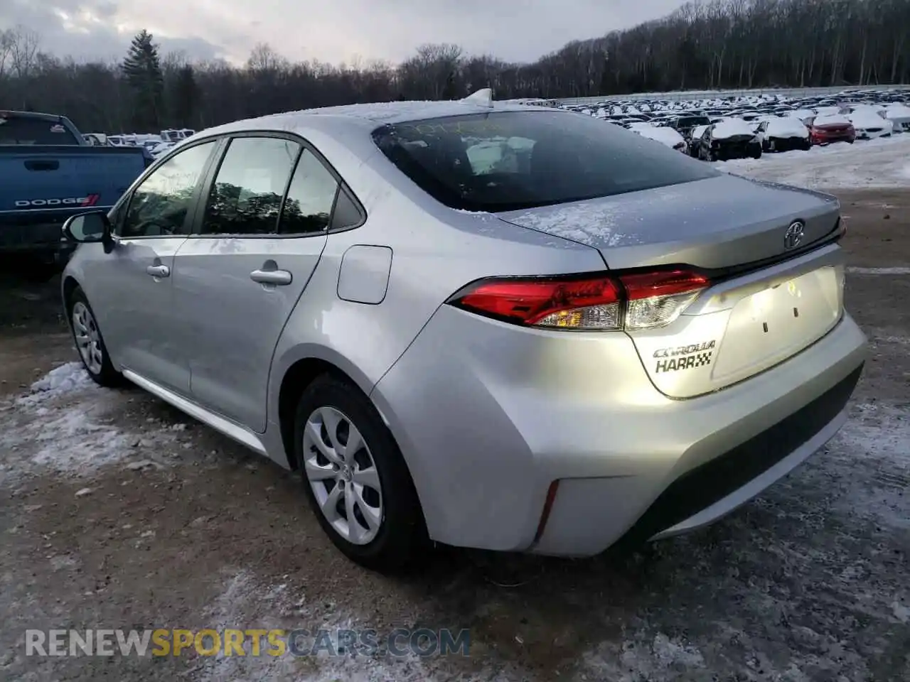 3 Фотография поврежденного автомобиля JTDEPMAE9MJ149476 TOYOTA COROLLA 2021
