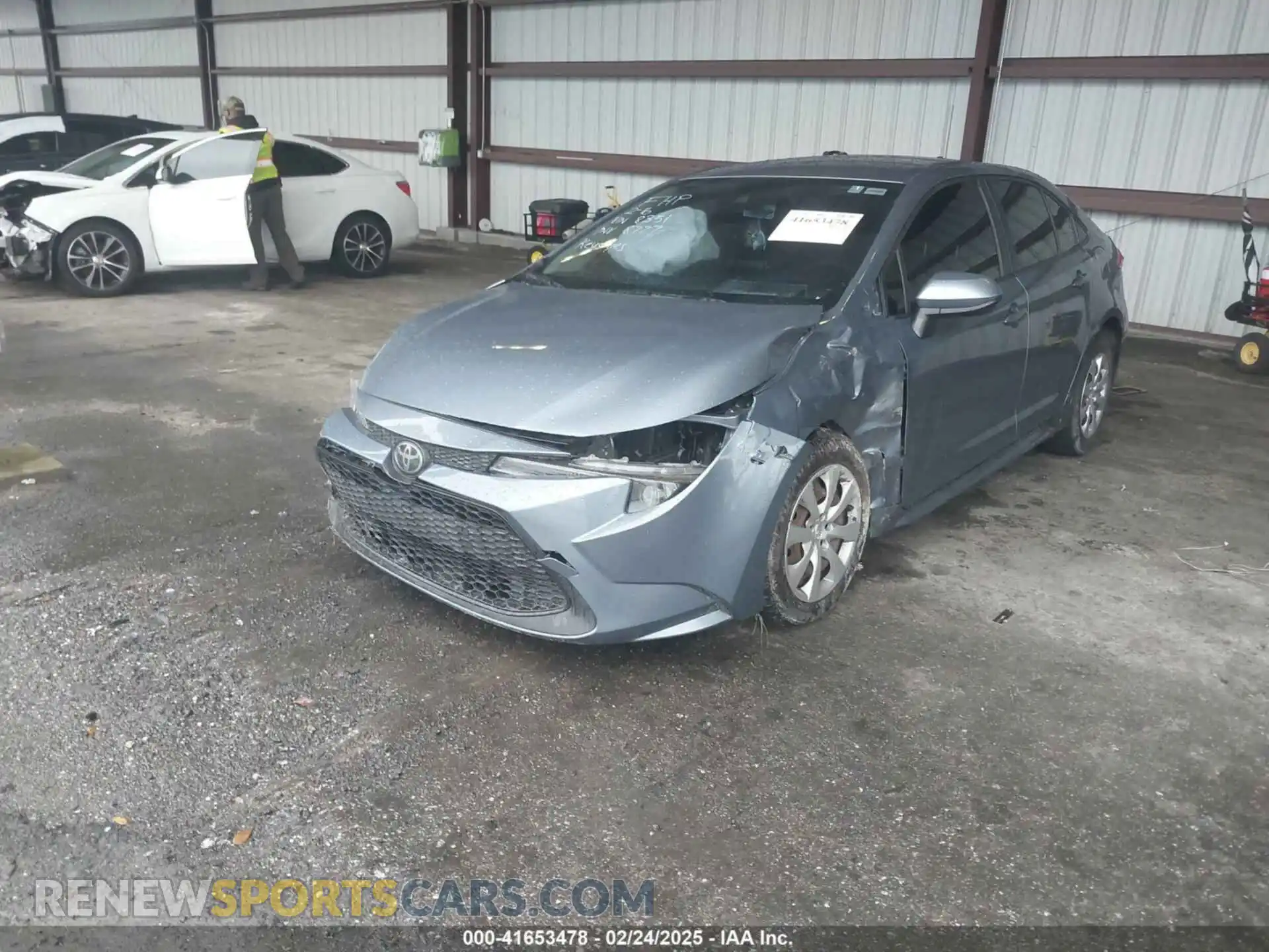2 fotografías del automóvil dañado JTDEPMAEXMJ118351 TOYOTA COROLLA 2021