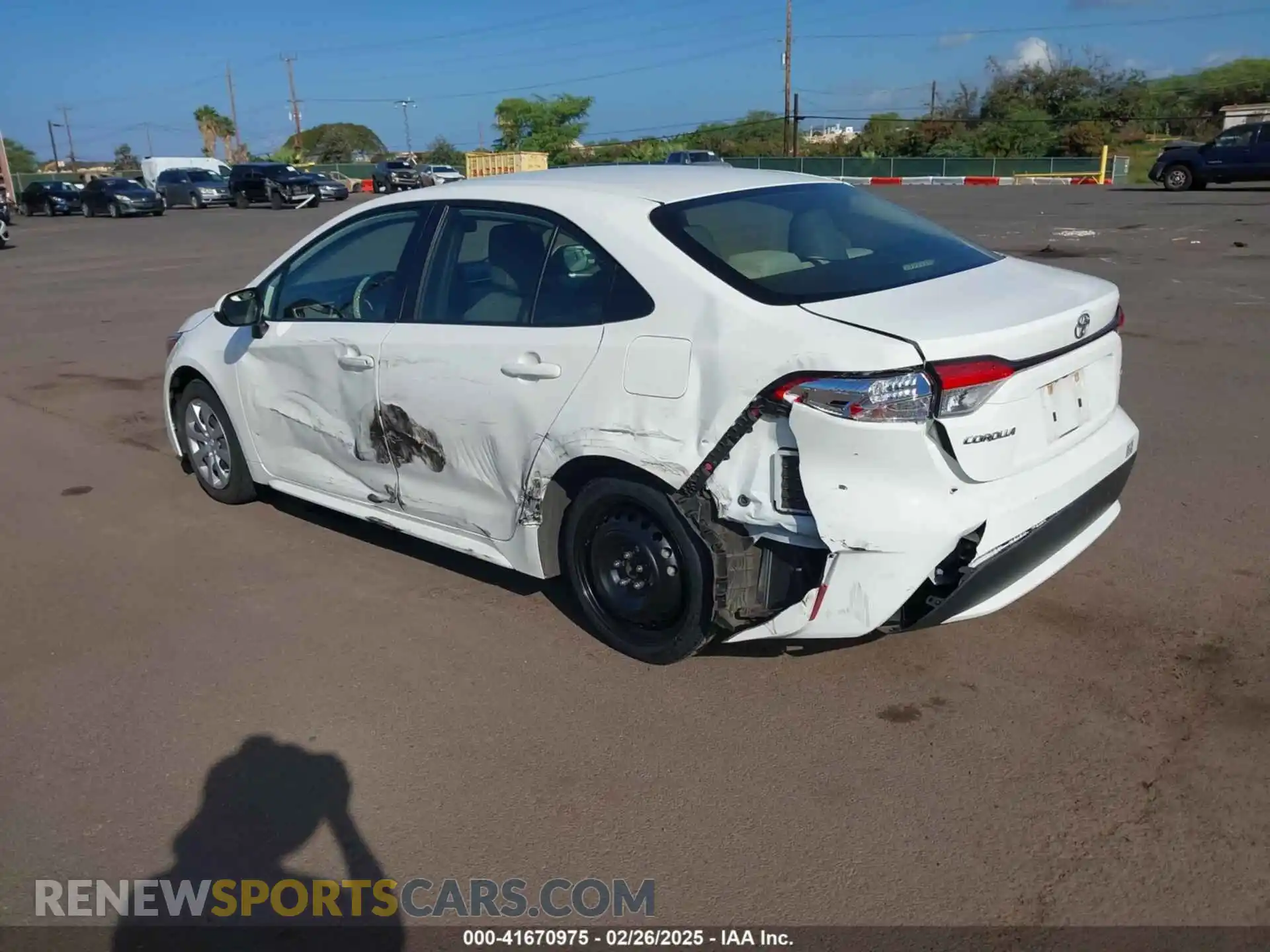 3 fotografías del automóvil dañado JTDEPMAEXMJ120228 TOYOTA COROLLA 2021