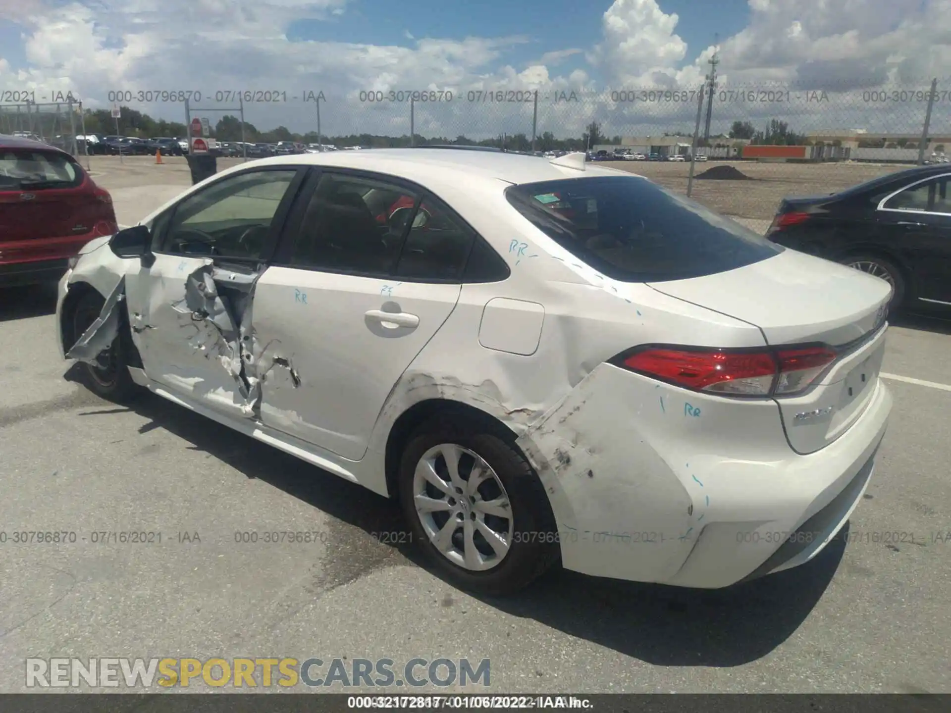 3 Photograph of a damaged car JTDEPMAEXMJ162494 TOYOTA COROLLA 2021