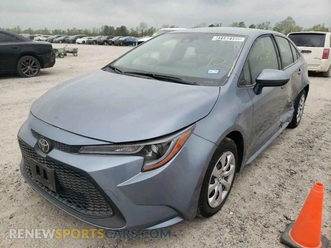 2 fotografías del automóvil dañado JTDEPMAEXMJ172832 TOYOTA COROLLA 2021