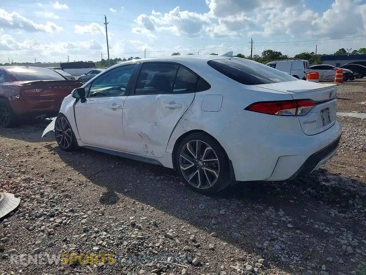 2 fotografías del automóvil dañado JTDP4MCE7MJ054154 TOYOTA COROLLA 2021